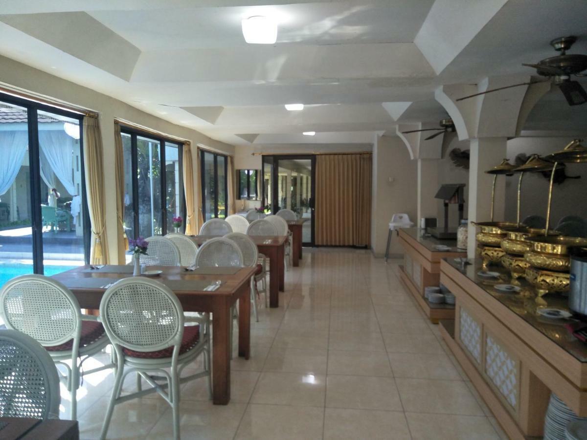 Hotel Grand Rosela Yogyakarta Exterior foto